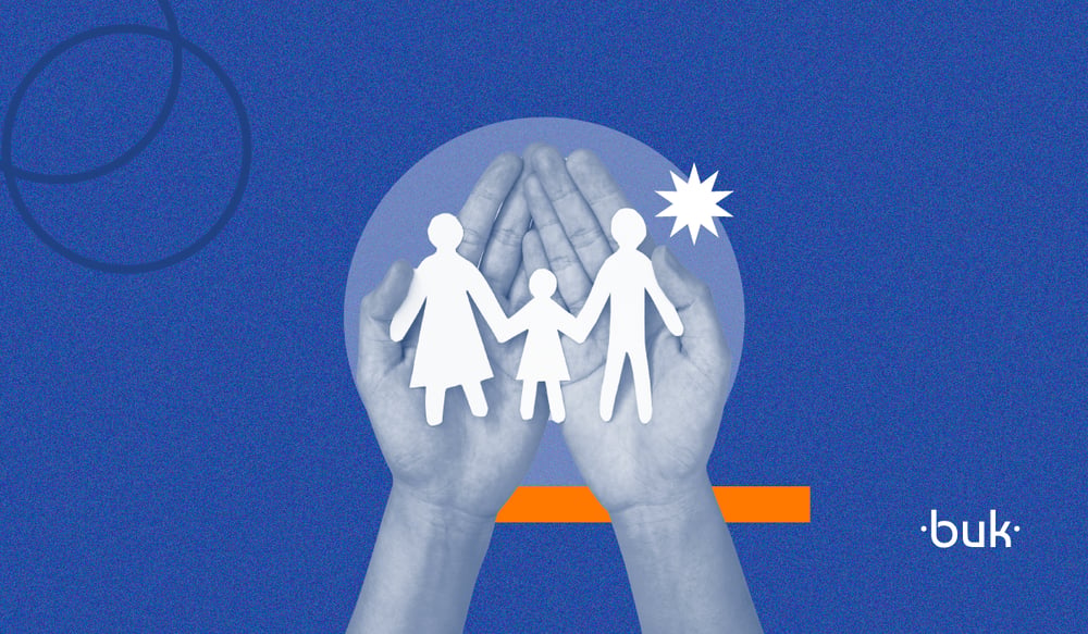 imagen de una familia de papel en alusión a los beneficios del seguro de vida