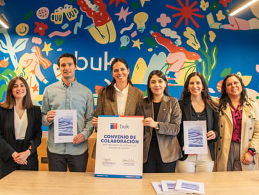 Convenio entre el Ministerio de la Mujer y Buk: Análisis de datos para reducir brechas laborales en Chile - imagen destacada