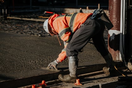 ¿Cuáles son las 22 medidas propuestas por la Mesa de Reactivación Laboral para reducir el desempleo en 2026? - imagen destacada