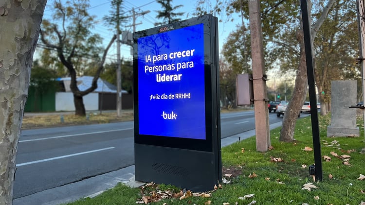 <span id=hs_cos_wrapper_name class=hs_cos_wrapper hs_cos_wrapper_meta_field hs_cos_wrapper_type_text style= data-hs-cos-general-type=meta_field data-hs-cos-type=text Día de los RR.HH.: La nueva era de la gestión de personas marcada por la IA