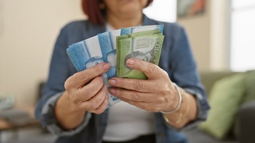 ¿Cómo se calcula el valor hora de trabajo en Chile 2026? - imagen destacada